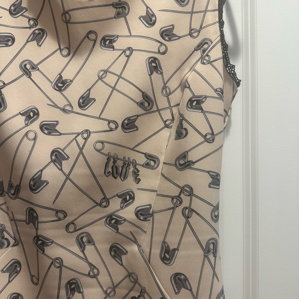 LOVE Moschino Safety Print Patterned Dress - Picture 3 of 4